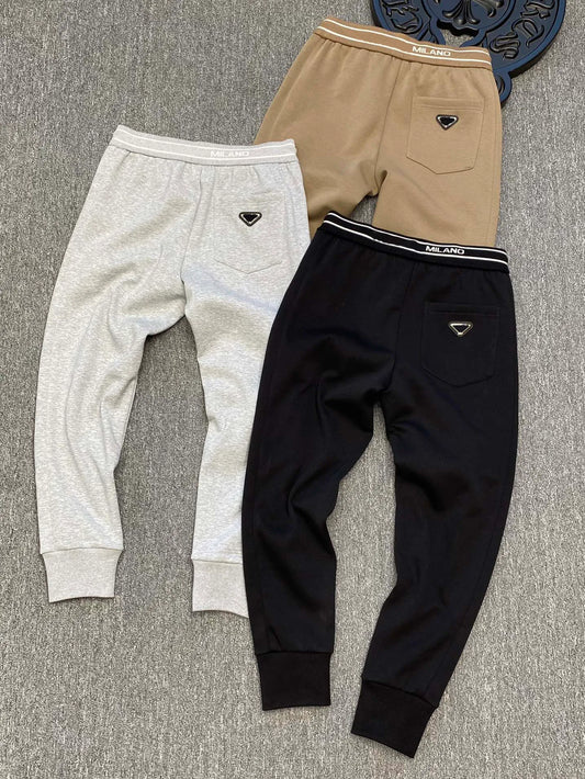 Autumn and winter  highquality fashion designer pants elastic material small foot tight elastic waist leisure sports luxury mens pants