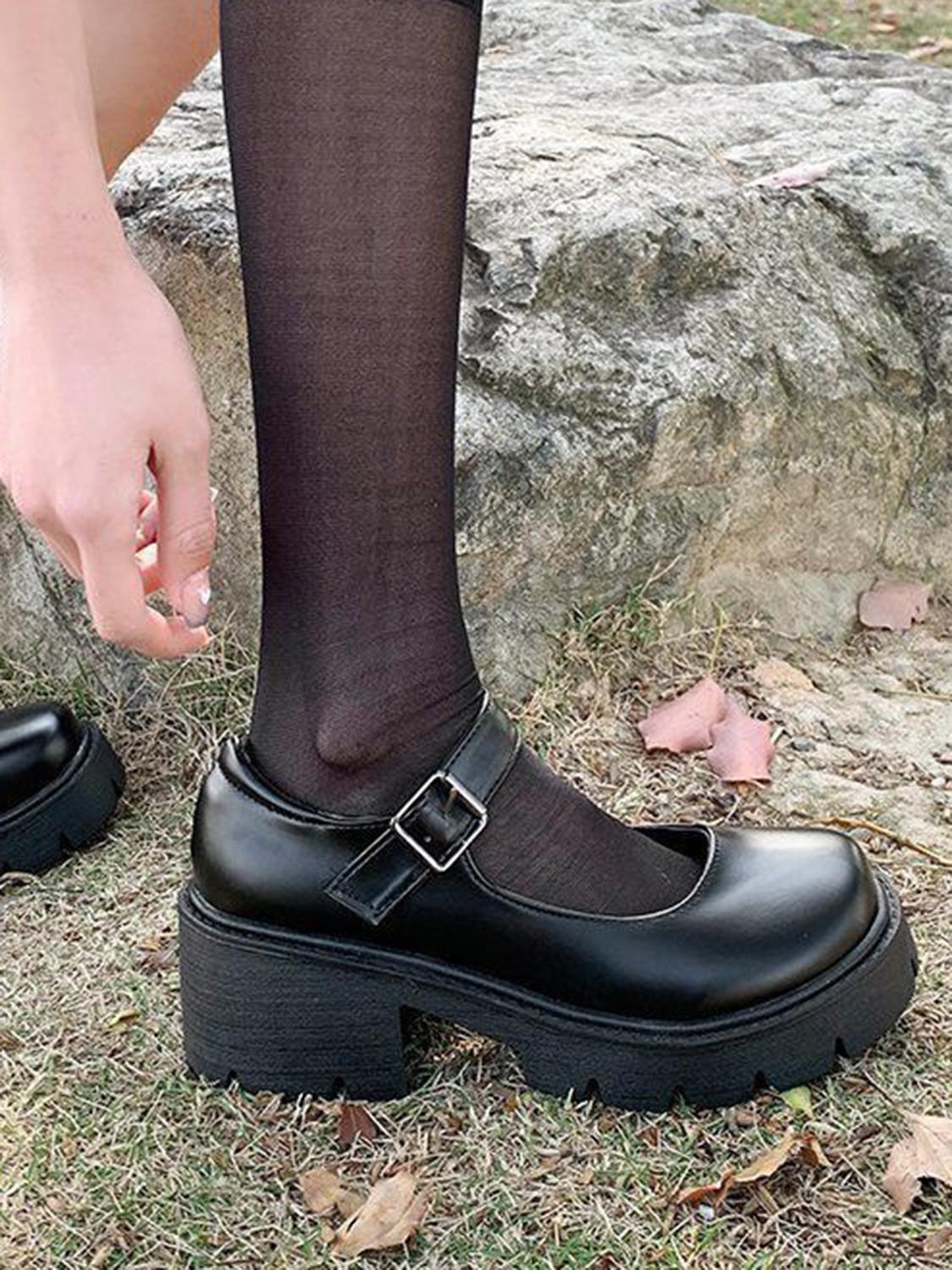 Chunky Bottom Cingulum Mary Jane Sandals