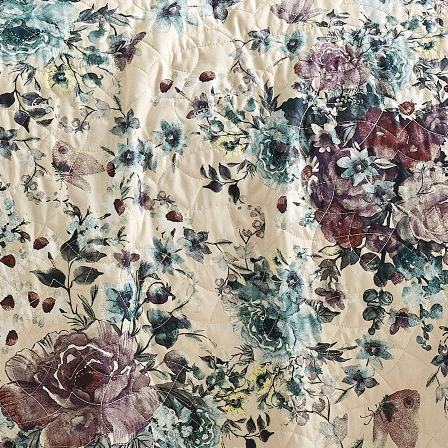 3-Piece Printed Quilt Set - Soft, Lightweight, and Breathable Bedspread with Vibrant Helie Pattern - Easy Care and Machine Washable