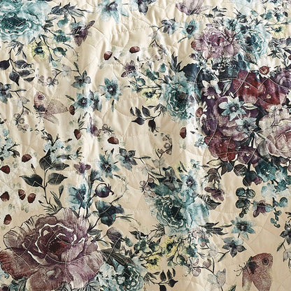 3-Piece Printed Quilt Set - Soft, Lightweight, and Breathable Bedspread with Vibrant Helie Pattern - Easy Care and Machine Washable