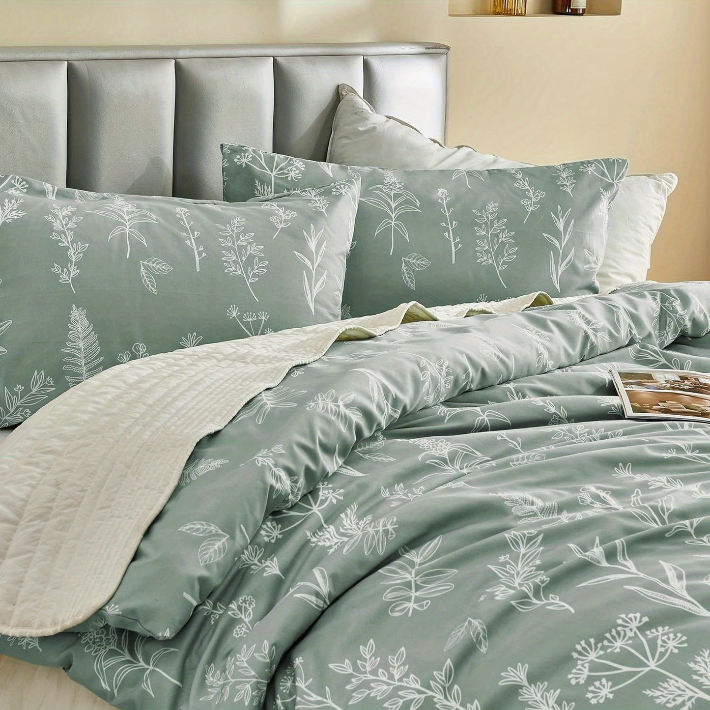 Duvet Cover Set, Reversible Floral Duvet Cover Set with Zipper Closure, Botanical Patterns Soft Microfiber Bedding Set with 4 Ties, 21 Colors, All Size