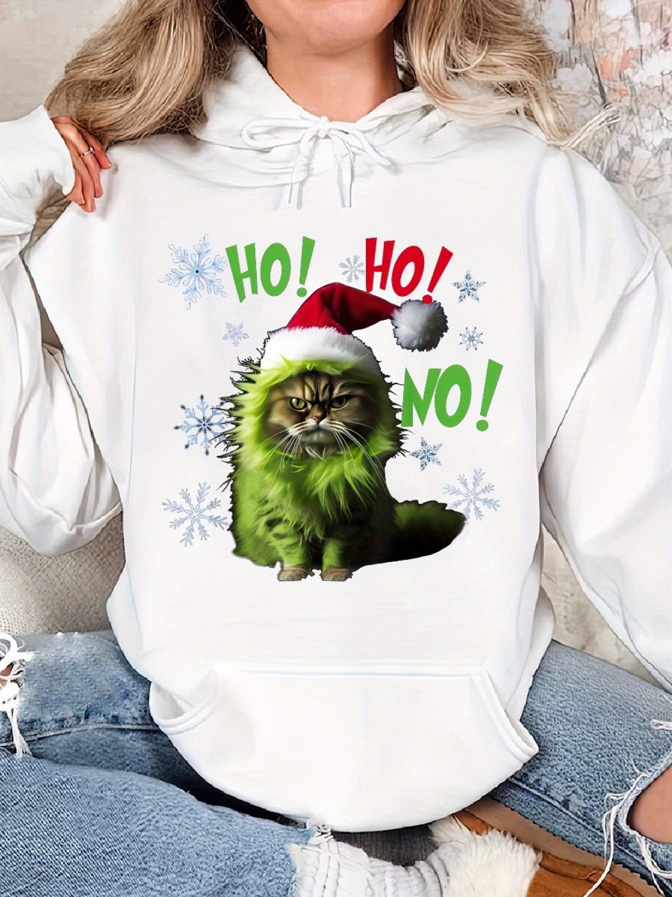 Ho Ho No - Funny Bad Cat Christmas, Gich Woman's Cozy Classic Print Pullover Hoodie, Casual Long Sleeve Crew Neck Hoodie