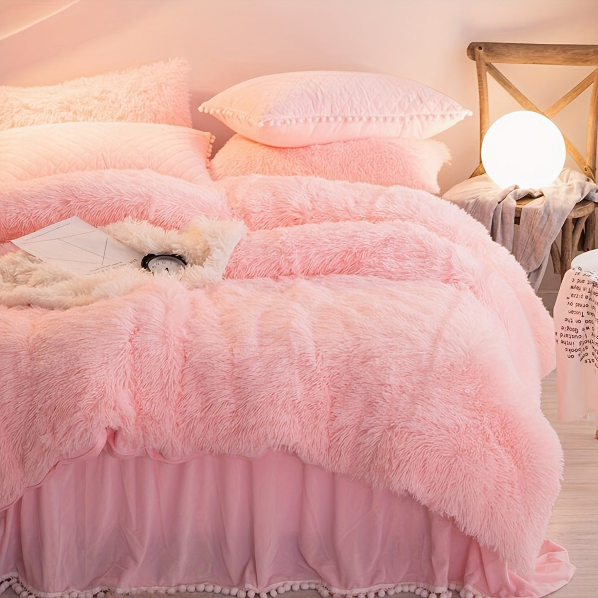 3-Piece Plush Velvet Duvet Cover Set - Soft, Comfortable, Warm, and Cozy Bedding for Autumn and Winter - Ideal for Bedroom and Guest Room, Without Core