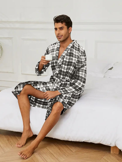 Cozy Plush Flannel Robe for Men - Soft Long Sleeve Loungewear with Pockets, Comfortable Casual Couple Style, Perfect for Relaxation and Leisure Activities at Home