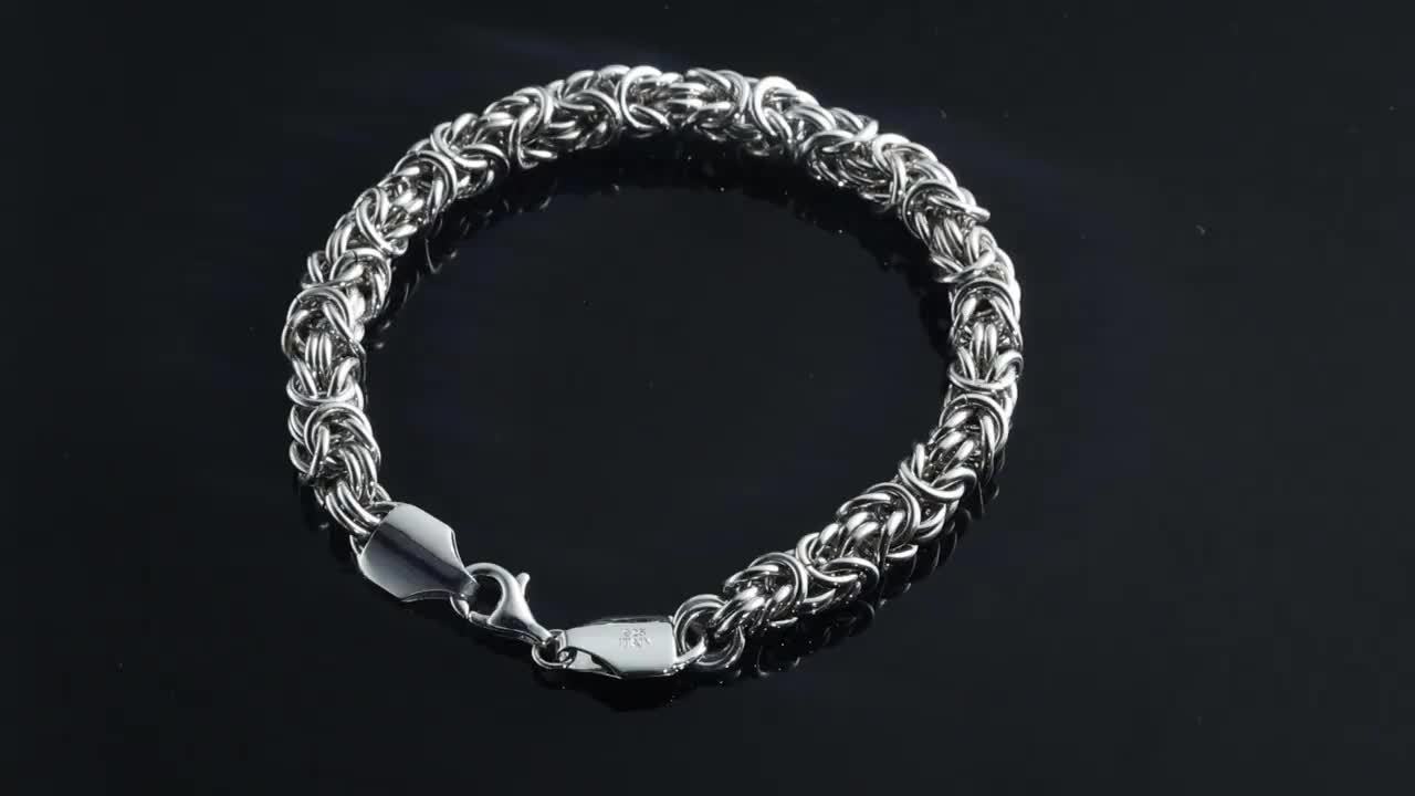 Exquisite Italian 925 Sterling Silver Minimalist Bracelet - Handcrafted in Italy, Fashionable, Durable, and Hypoallergenic - Perfect for Daily Wear, Birthday Gifts, and Special Occasions, Comes with Luxurious Gift Box