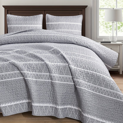 3pc Luxurious Bohemian Quilted Bedspread Set - Soft, Hypoallergenic & Durable, Black & White Geometric Stripes - Cozy Coverlet for Bedrooms & Dorms, Includes 1 Bedspread & 2 Pillowcases