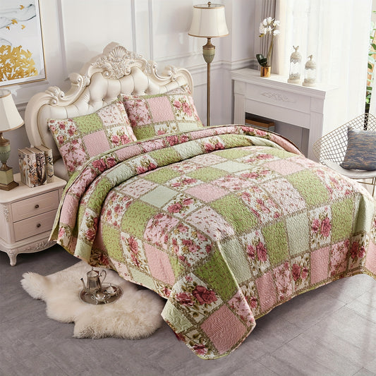 3-PCS Patchwork Quilt Set Queen&King Size, Pink Rosette and Stripes Bedspread Coverlet Set, Boho Reversible Bedspread, Soft Lightweight Coverlet Bedding Set with 2 Pillow Shams, All-Season  Fits Any Decro