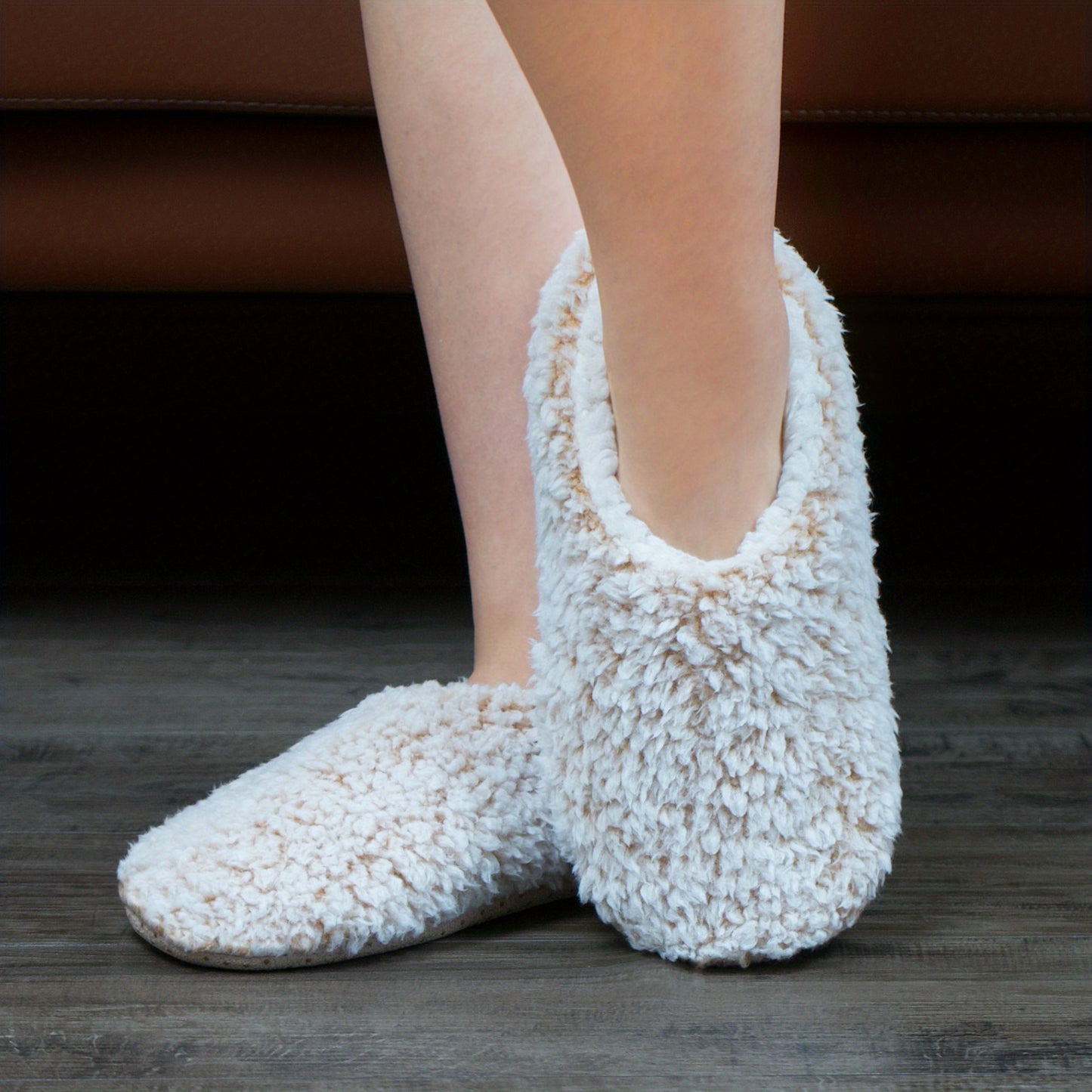 Womens Solid Color Ultra-Soft Plush Slippers - Cozy Slip-On Design for Indoor Comfort - Perfect Lounging Shoes