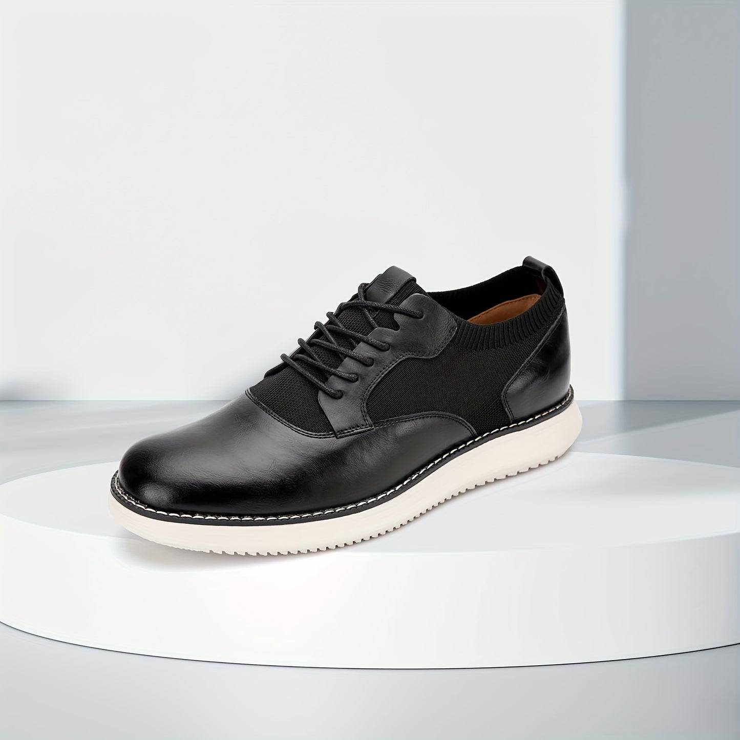 Stylish Oxford Shoes for Men - Lightweight, Breathable, Comfortable, and Versatile for Casual, Party, and Business Occasions - Fashionable Design with Lace-Up Closure