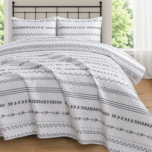 3pc Luxurious Bohemian Quilted Bedspread Set - Soft, Hypoallergenic & Durable, Black & White Geometric Stripes - Cozy Coverlet for Bedrooms & Dorms, Includes 1 Bedspread & 2 Pillowcases