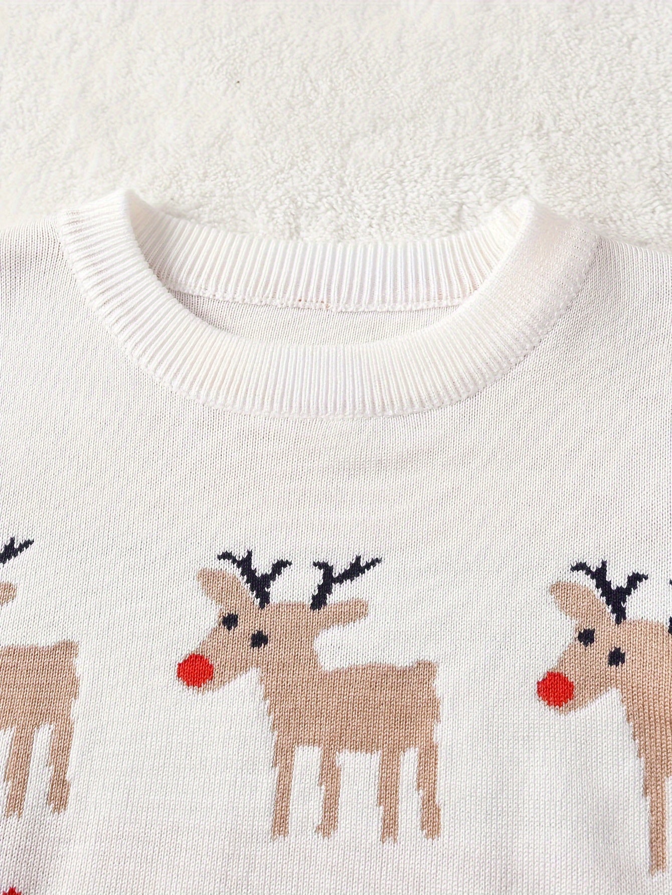 Boys' Festive Reindeer Christmas Sweater - Cozy Knit Pullover for Spring, Fall & Winter