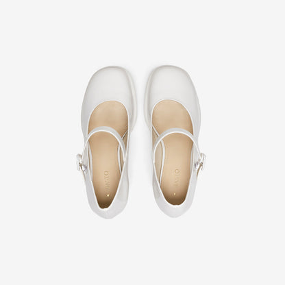 flowersverse - Women Basto Vintage Chunky Heel White Mary Jane