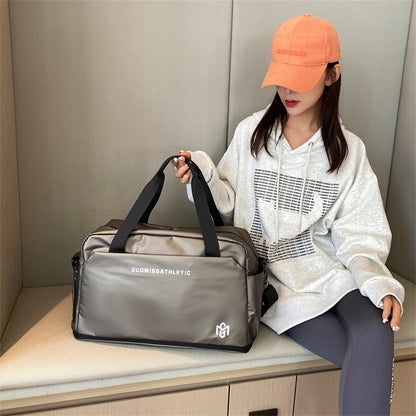 2025 New Fashion Casual Travel Bag Women's Large Capacity Sports Fitness Bag Short Trip Luggage Bag Lightweight Satchel Women's