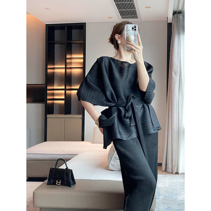 Miyake  summer new pleated top irregular pleated short sleeve loose medium and long crew neck T-shirt