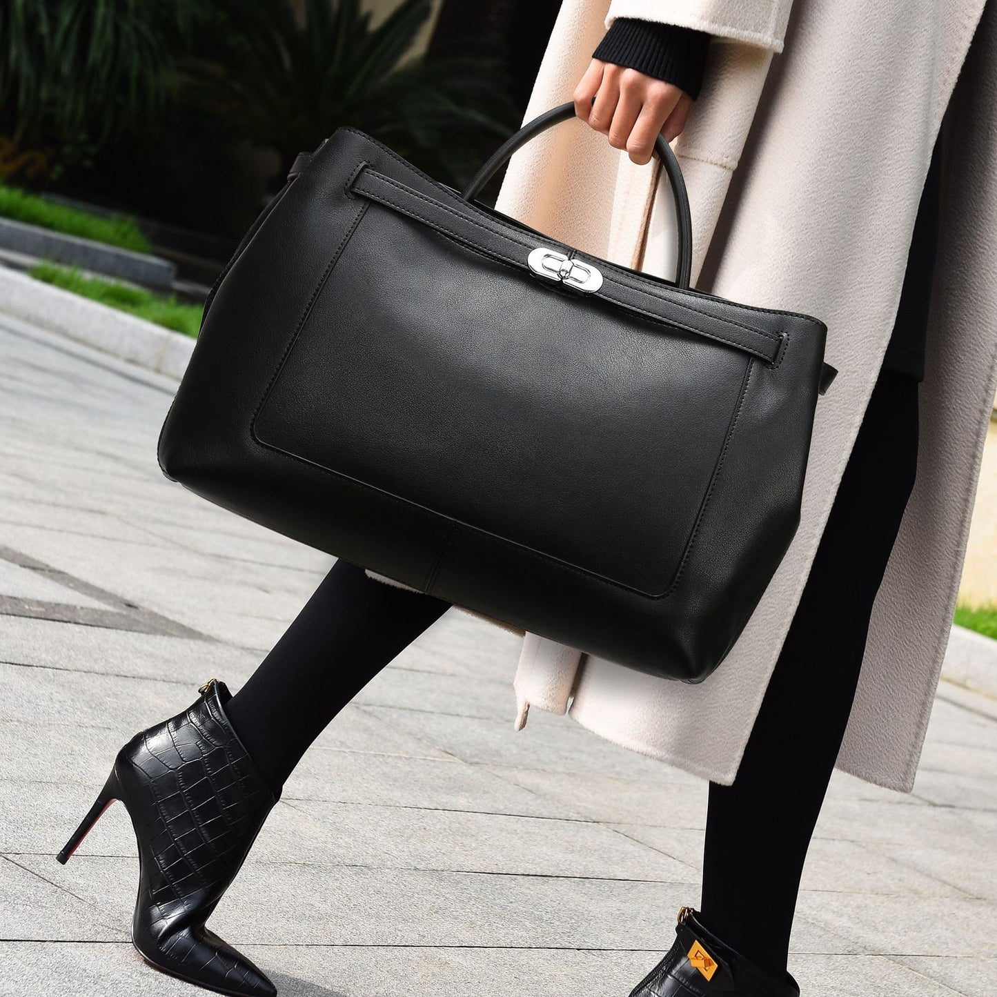 2025 Tote bag  fashion large-capacity bag women's new high-end casual shoulder bag simple women's handbag