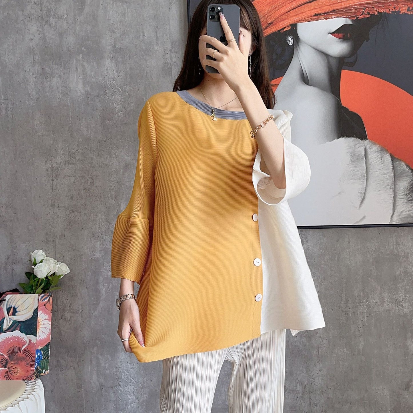 Miyake splicing large size  spring clothing new women's clothing loose color matching short T-shirt square neck pleated top women