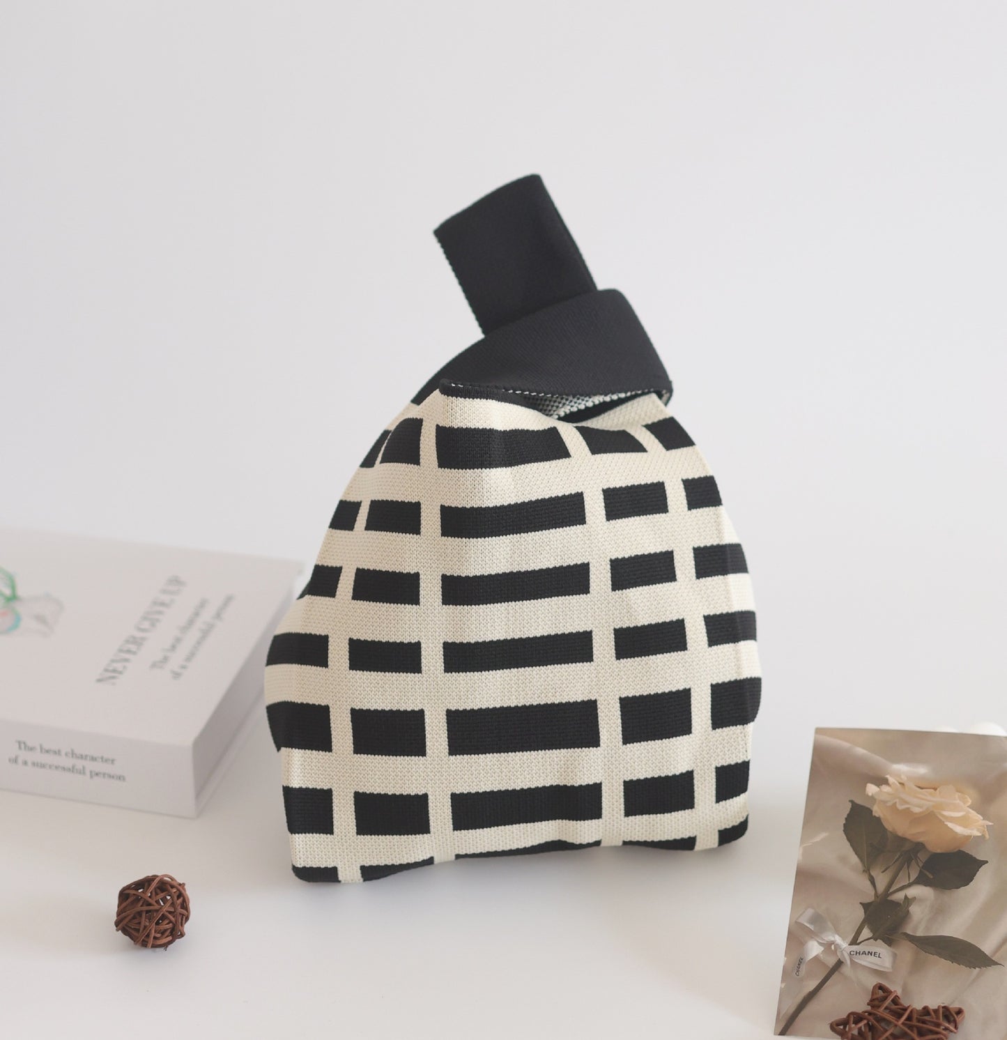 FLOWERSVERSE  INS Internet Hot New Handbag Women's Knitted Bag Japanese and Korean Style All-Match Hand Carrying Casual Tote Bag Factory Wholesale