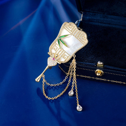 2025 New Chinese style natural fritillary fan bamboo fringed temperament brooch women's high-end luxury bamboo jacket accessories