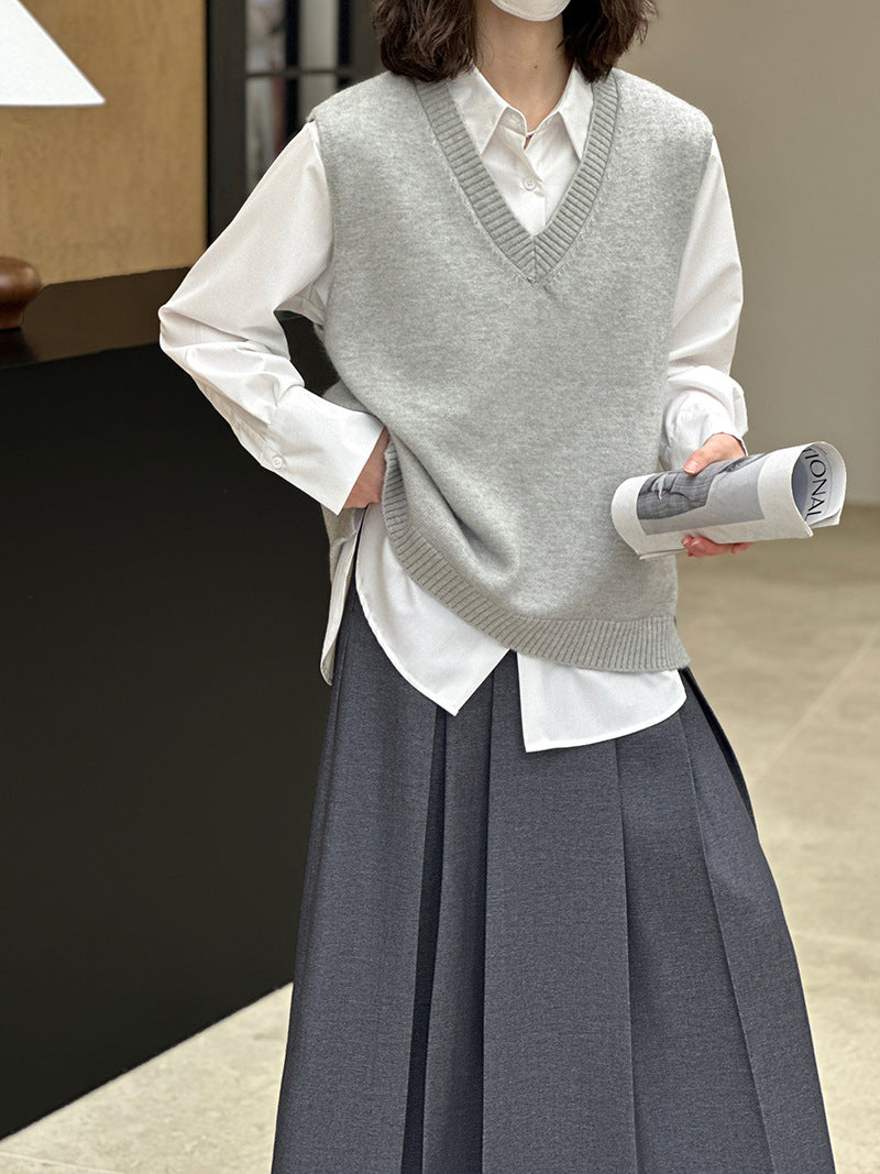2025  Spring New Simple V-Neck Vest Casual Bottom Versatile Loose Knitted Sweater 669-1