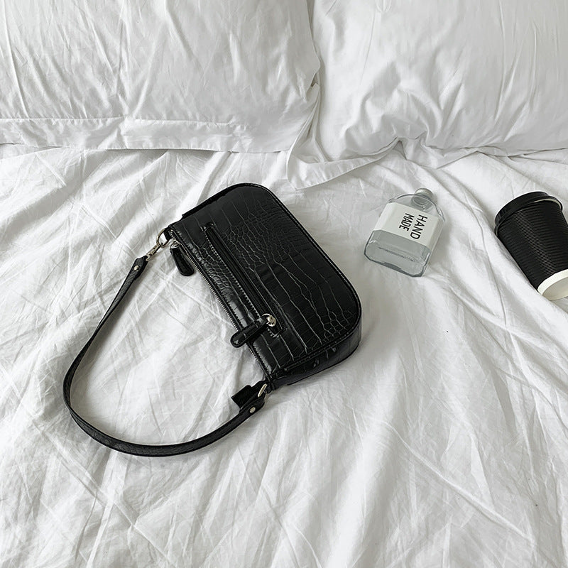 FLOWERSVERSE  High-Grade  Special-Interest Design Bag Retro Underarm Bag Baguette Bag Alligator Print Handbag Bag Handbag