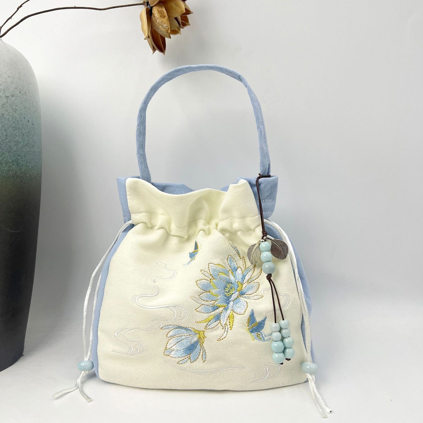 FLOWERSVERSE  Spring Outing with Embroidered Han Chinese Clothing Crossbody Bag Antiquity Bag Artistic Tassel National Style Casual All-Match Clutch Bag Large Capacity