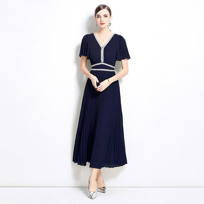 Spring and summer new high-end women's clothing heavy industry nail diamond inlaid georgette pleated v-neck short-sleeved commuter celebrity dress
