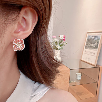 2025 Fashion niche light luxury S925 silver needle trendy camellia high-end temperament exquisite explosive stud earrings wholesale