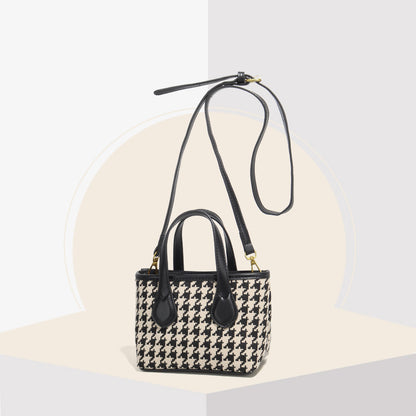 FLOWERSVERSE 2025 new Qiandongge autumn and winter bag women's small and versatile portable vegetable basket bag is popular this year messenger bag