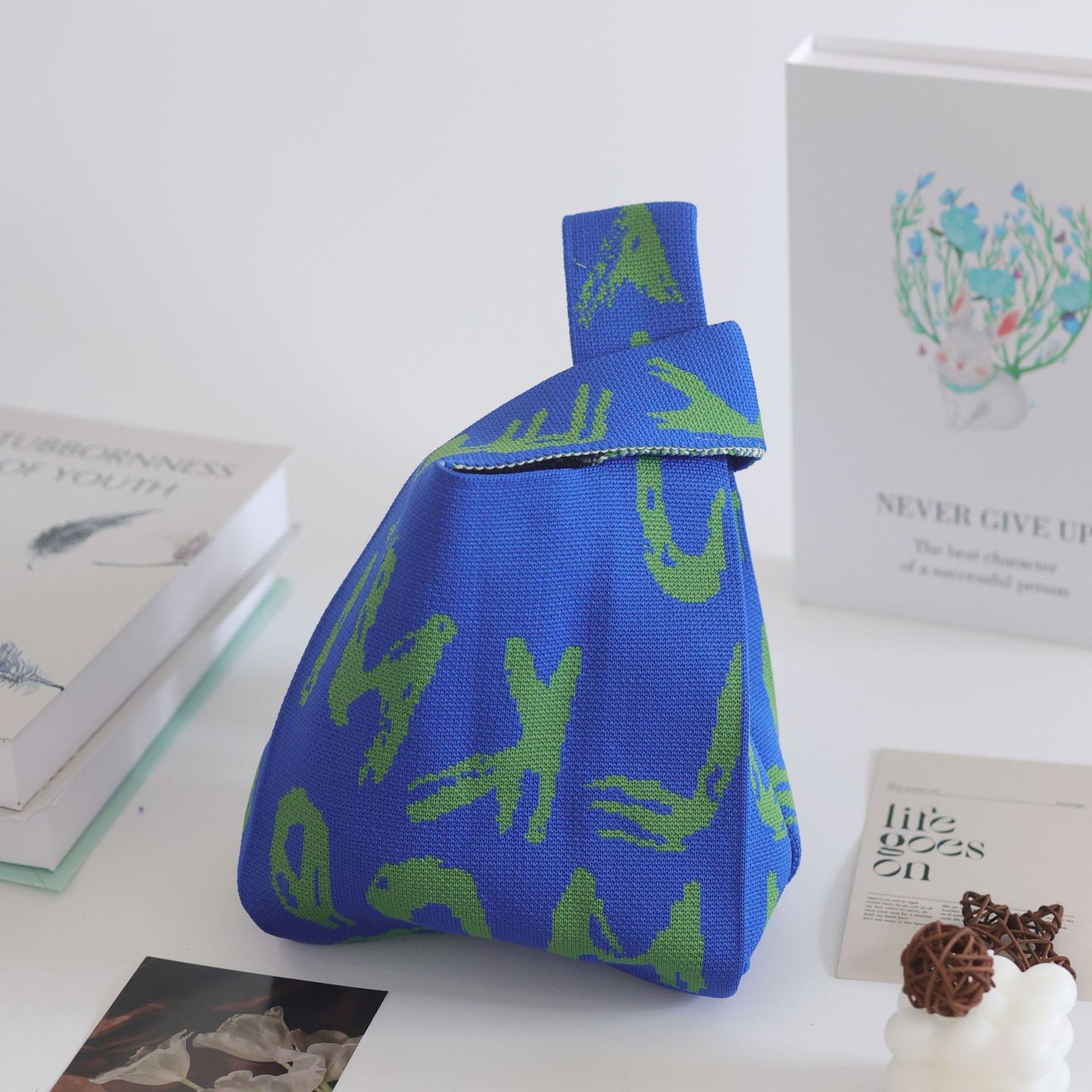 FLOWERSVERSE  INS Internet Hot New Handbag Women's Knitted Bag Japanese and Korean Style All-Match Hand Carrying Casual Tote Bag Factory Wholesale