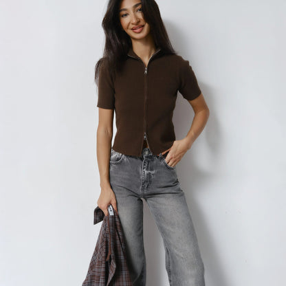 Sexy short-sleeved zipper cardigan T-shirt women's spring and autumn new tight low-necked solid color half-high round neck bottoming T-shirt tide