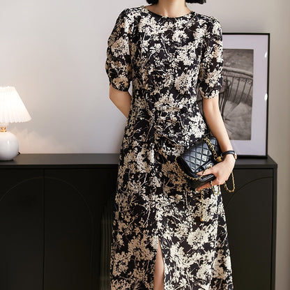 2025 Plant silhouette, silk dress spring and summer women's design sense, Hangzhou four-season green women's clothing waist mulberry silk skirt