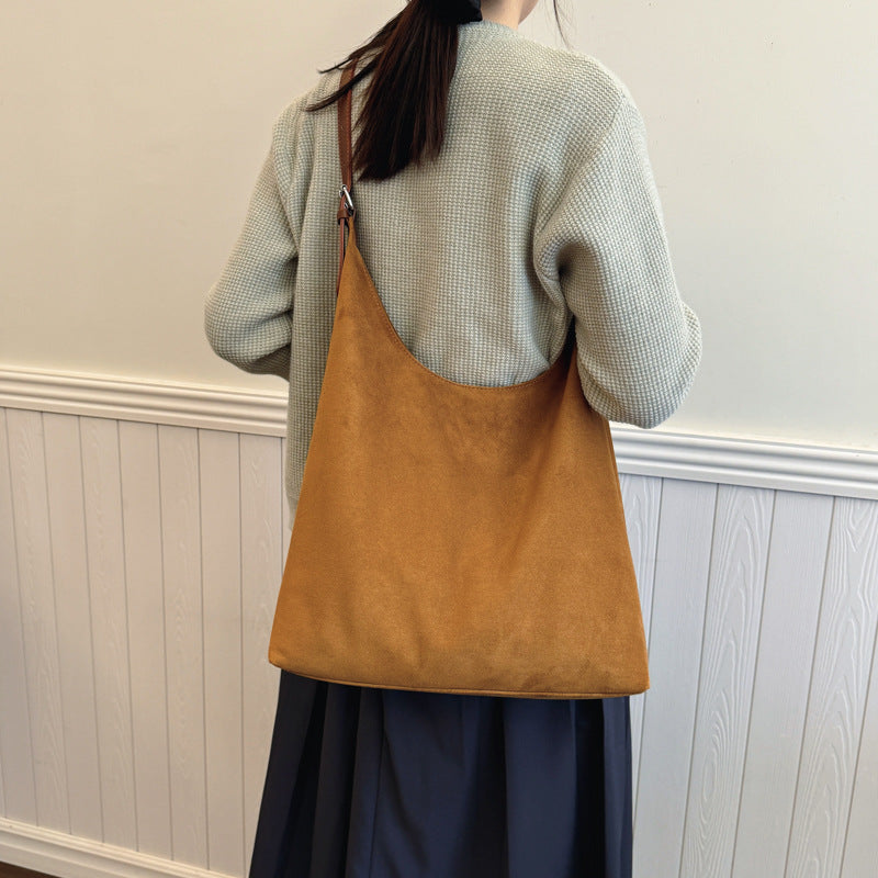 2025 Bag Autumn Women's popular New Vintage Fashion Frosted Tote Bag Large Capacity Premium Underarm Bag Commuter Bag