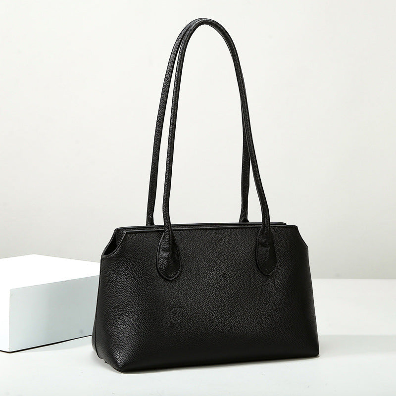 2025 shoulder bag simple and fashionable large-capacity women's bag high-end sense of work commuter bag versatile underarm bag women