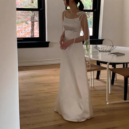 2025 Temperament suspender wedding dress satin engagement certificate simple white gauze dress lawn wedding literary travel photography light wedding dress