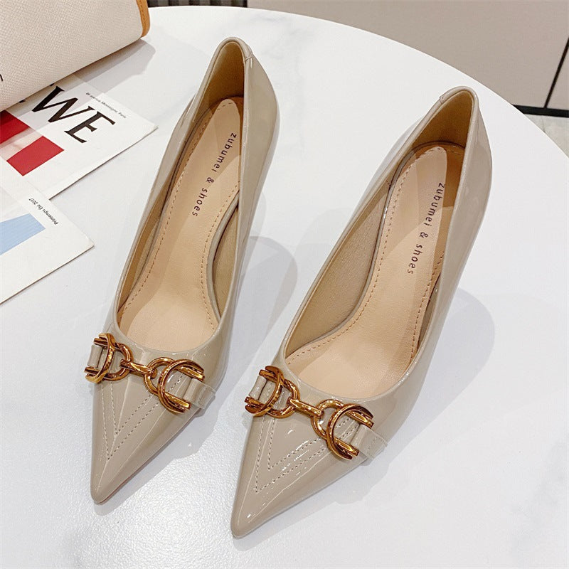 2025 966-6 Korean version of horse title buckle single shoes femininity pointed head thin heel large size high heels shallow mouth patent leather professional women's shoes