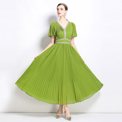 Spring and summer new high-end women's clothing heavy industry nail diamond inlaid georgette pleated v-neck short-sleeved commuter celebrity dress