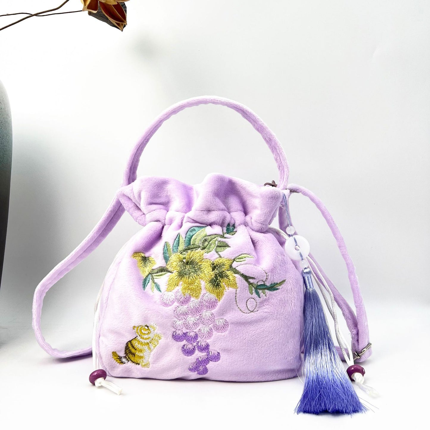 FLOWERSVERSE  Spring Outing with Embroidered Han Chinese Clothing Crossbody Bag Antiquity Bag Artistic Tassel National Style Casual All-Match Clutch Bag Large Capacity
