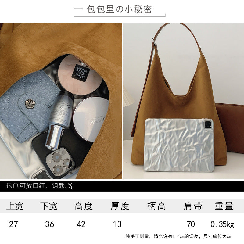 2025 Bag Autumn Women's popular New Vintage Fashion Frosted Tote Bag Large Capacity Premium Underarm Bag Commuter Bag