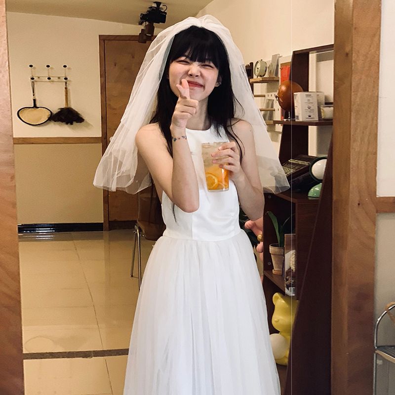 2025 White light wedding dress can be worn every day  new small registration and certificate dress photo studio photo theme clothing