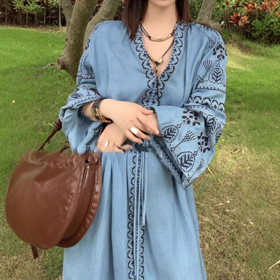 2025 spring new blue denim V-neck retro dress bohemian embroidered loose dress
