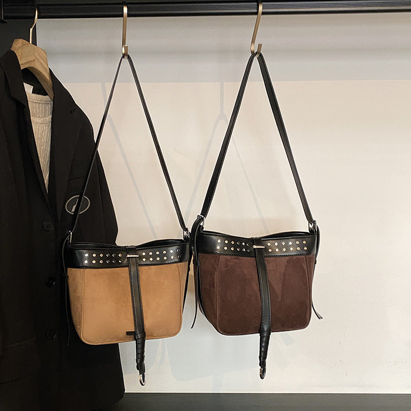 FLOWERSVERSE 2025 Cross-border bag women's new matte leather fleece bucket bag punk style rivet decoration women's shoulder bag messenger bag