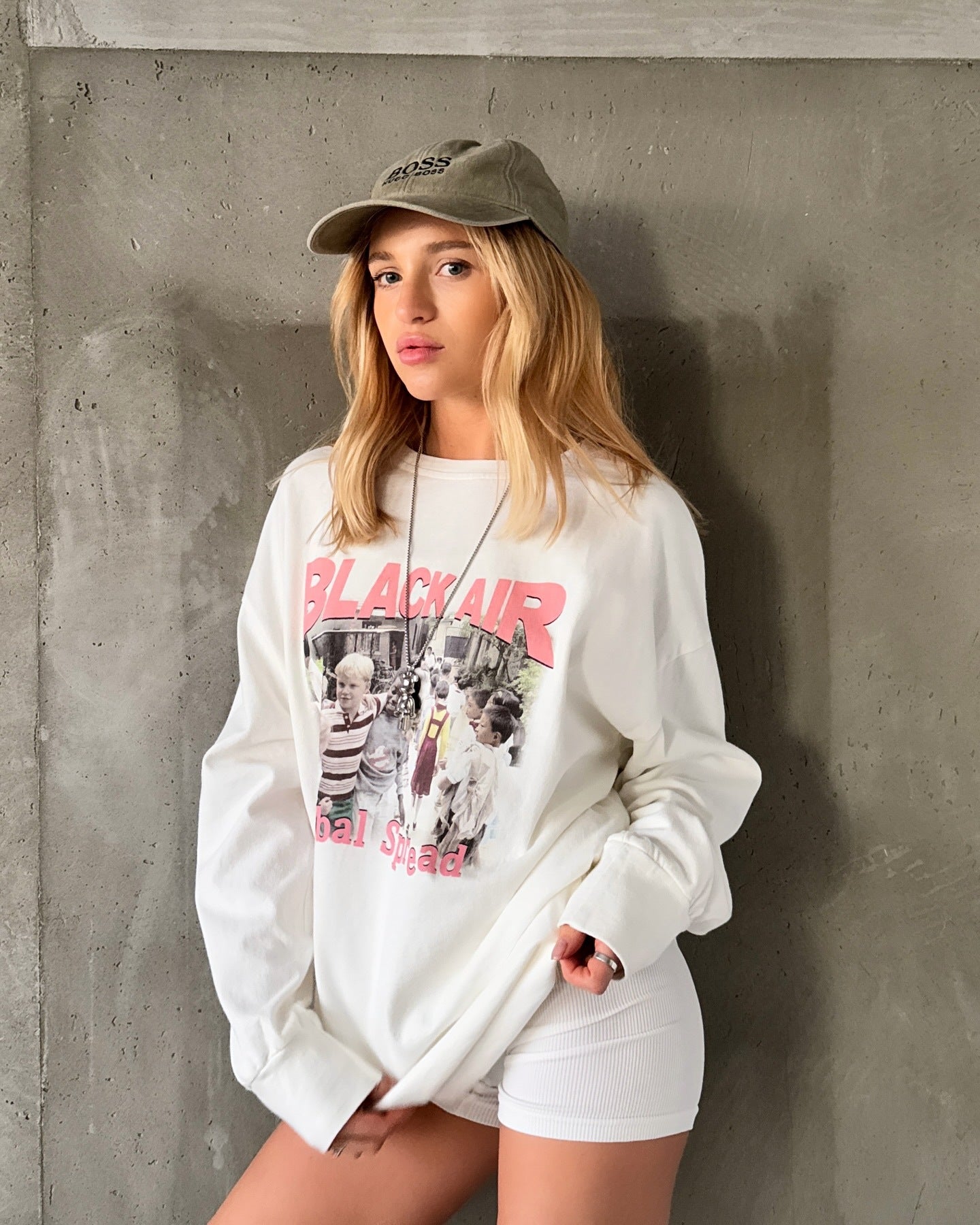 Cross-border  loose T-shirts customized women's outer wear spring long-sleeved round neck fashionable retro printed trendy top women