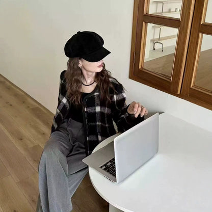 2025 Black and white grid small fragrant style round neck single-breasted front shoulder short double-sided nylon wool coat woolen coat women's 25 spring