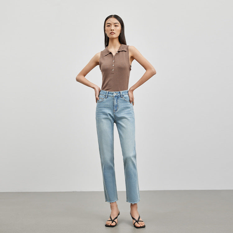 2025 High-end women's clothing, simple repair, high and thin nine-point straight pants, elastic light blue polished white Popularan jeans