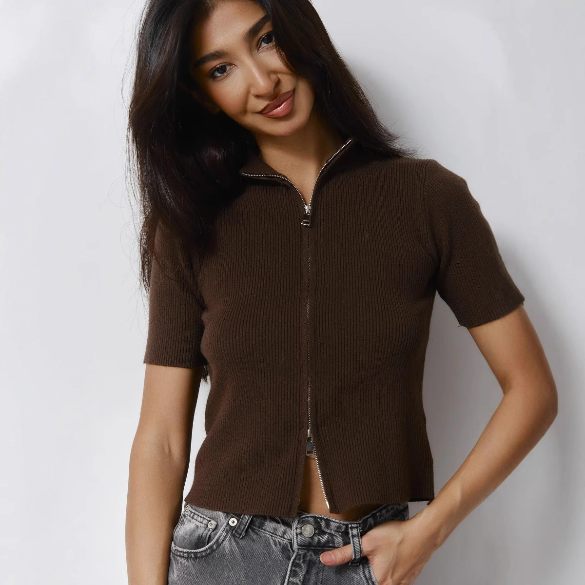 Sexy short-sleeved zipper cardigan T-shirt women's spring and autumn new tight low-necked solid color half-high round neck bottoming T-shirt tide