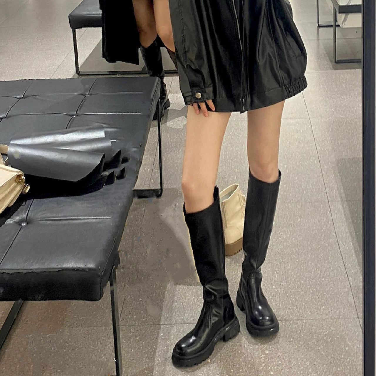 2025  Height-increasing thick-soled medium-high boots women's popular new knight boots side zipper slim long boots