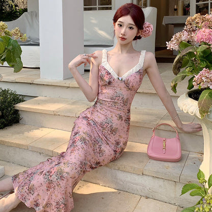 2025 Coffee break romantic v-neck floral suspender dress women's spring and summer new sexy pure desire seaside vacation hip wrap dress