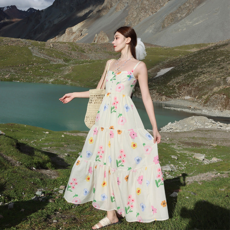 2025 Seaside vacation travel floral suspender dress super beautiful temperament waist long dress unique beautiful small skirt summer