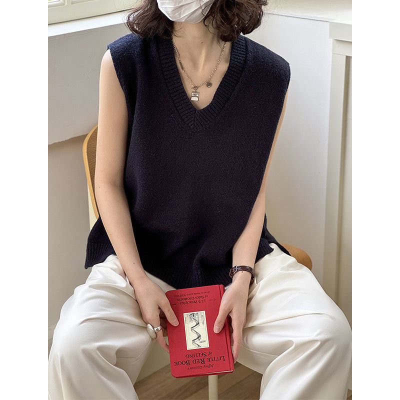 2025  Spring New Simple V-Neck Vest Casual Bottom Versatile Loose Knitted Sweater 669-1