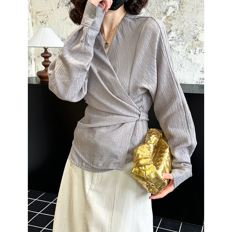 2025  spring new new Chinese design sense loose lazy wind V-neck waist niche shirt women 2560